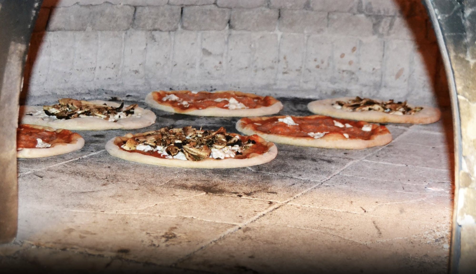 Il forno della pizzeria